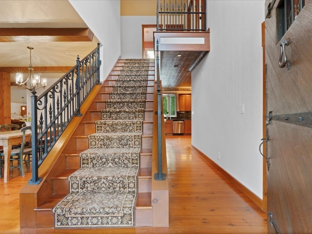 454 Walnut St