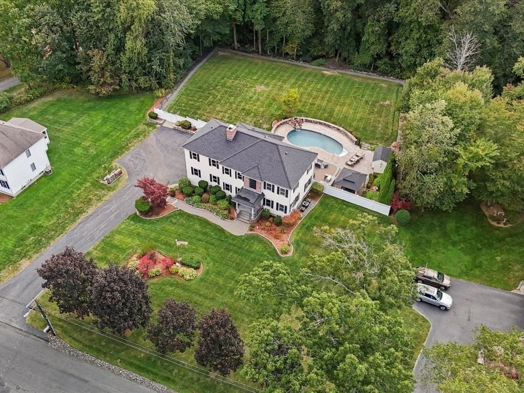 454 Walnut St