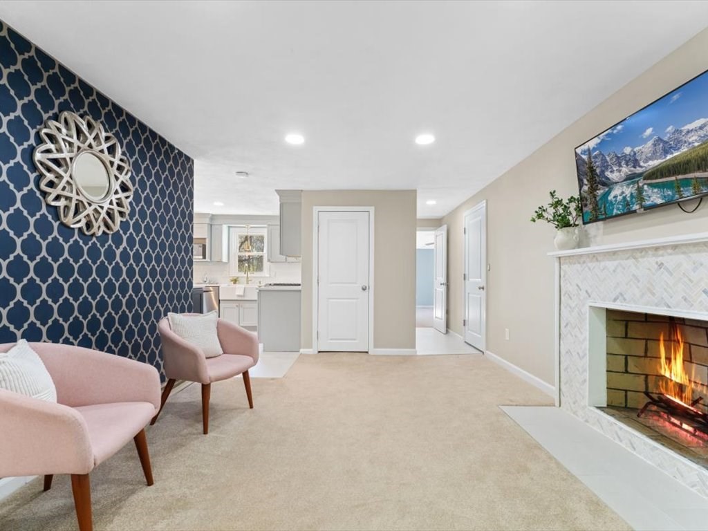 47 Minuteman Way