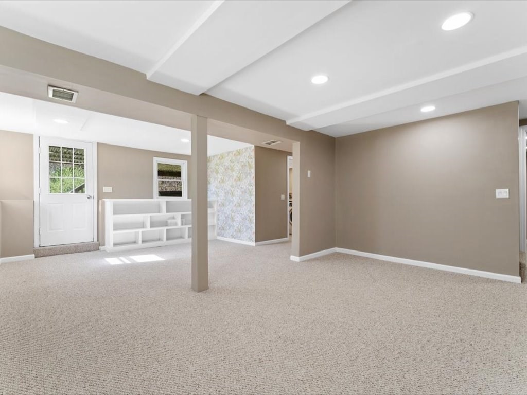 47 Minuteman Way