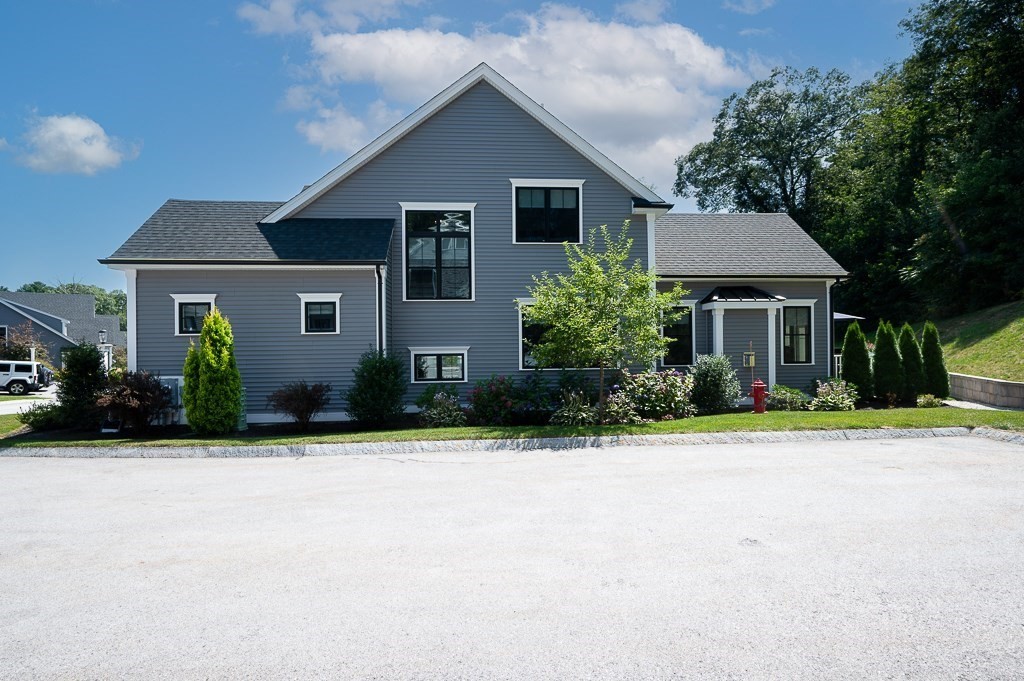 935 Main St # 31