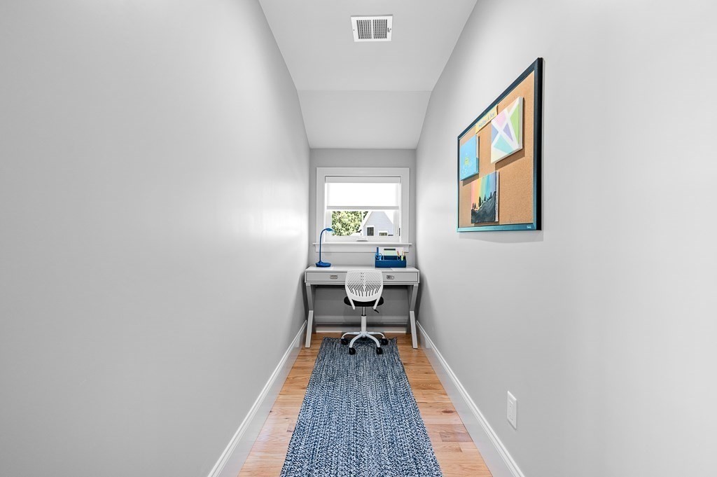 935 Main St # 31