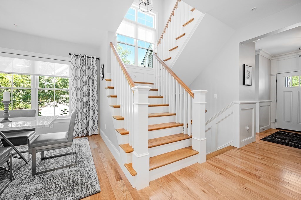 935 Main St # 31