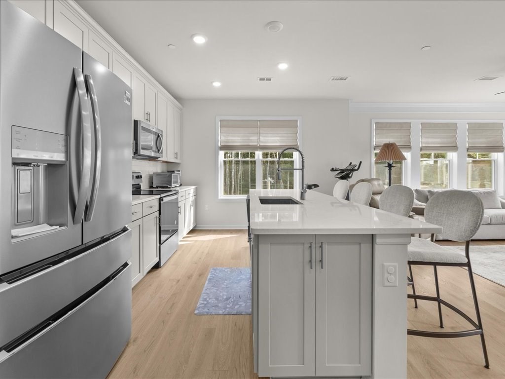 2 Winslow Lane # 406