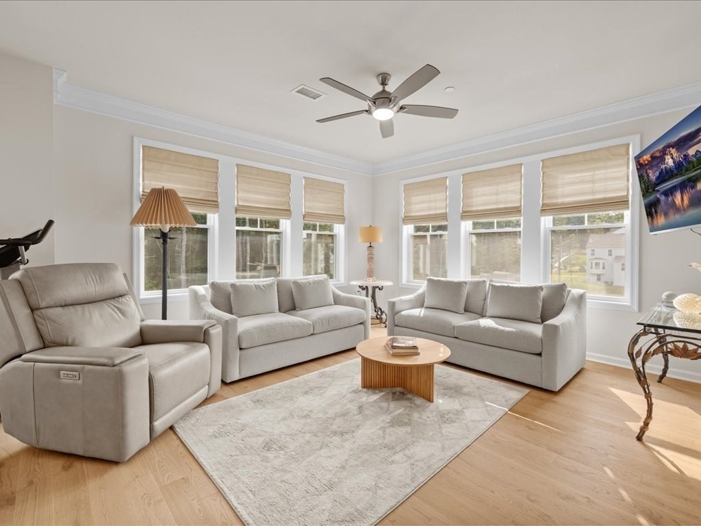 2 Winslow Lane # 406