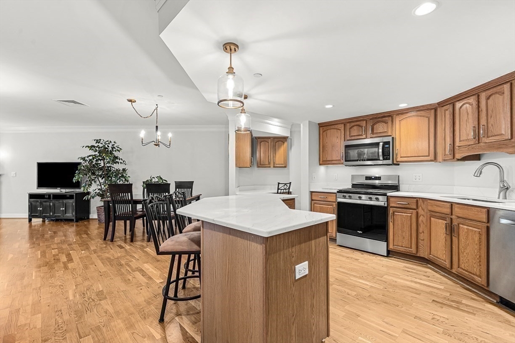 490 Main St # 209
