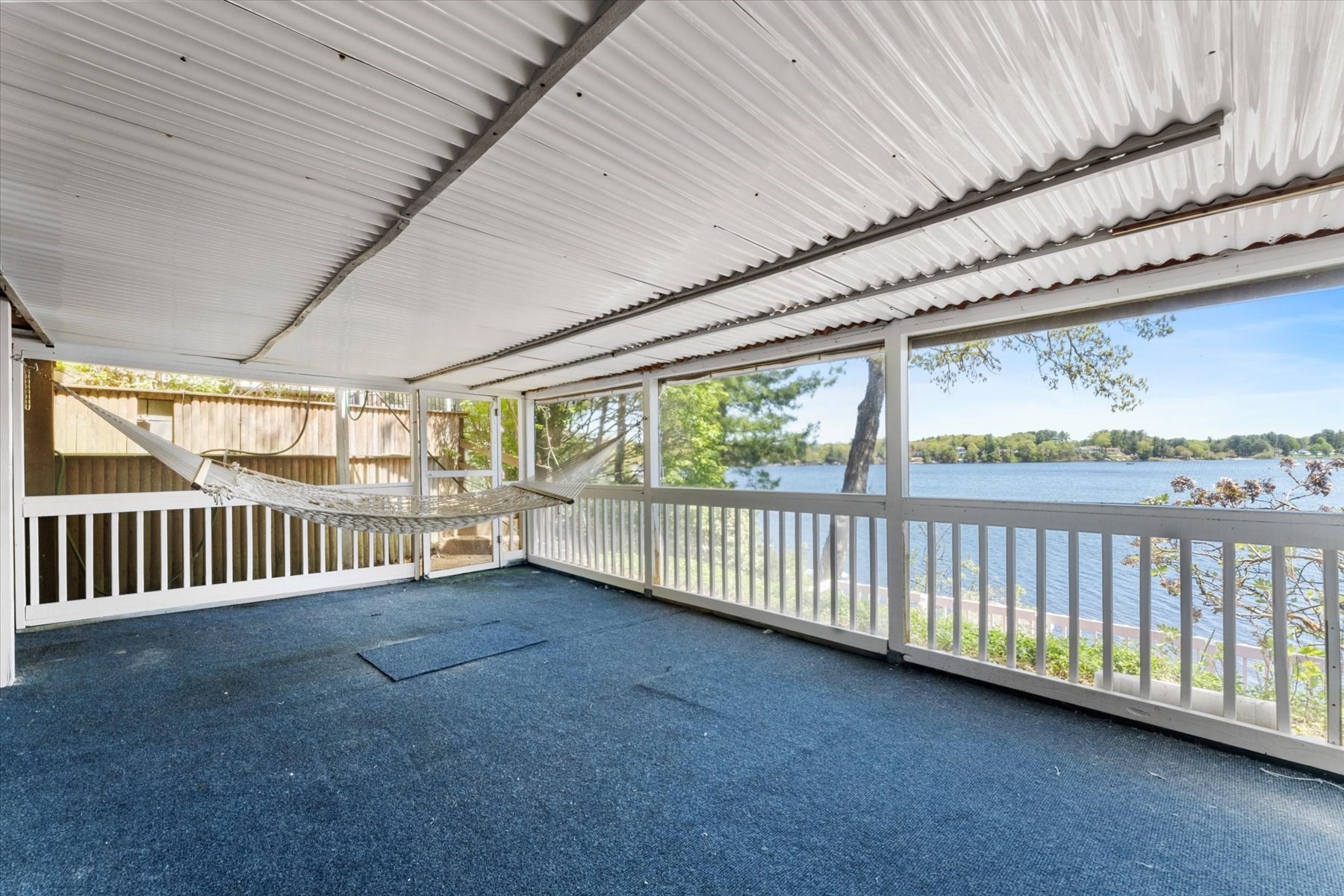 91 Lake Shore Drive