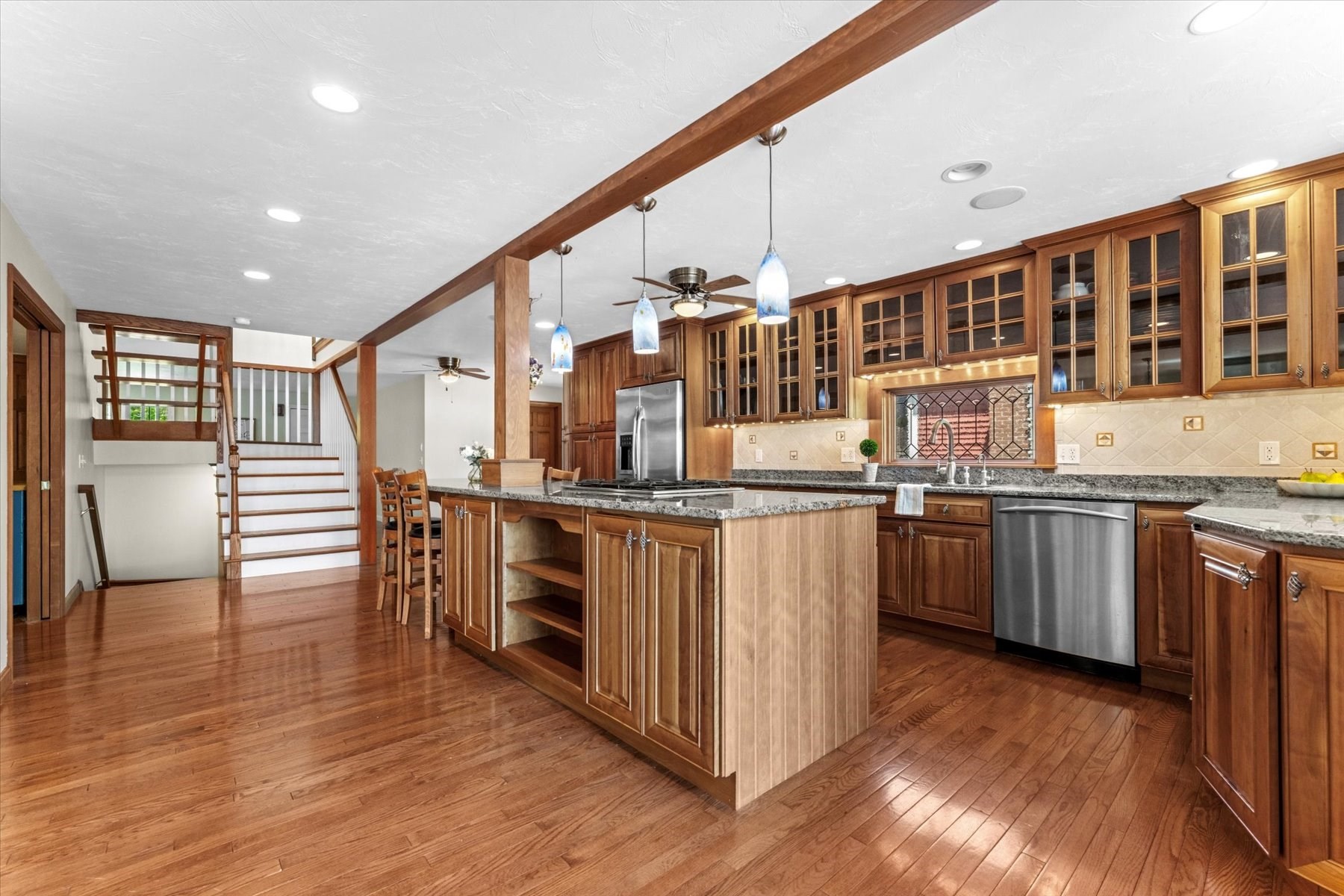 91 Lake Shore Drive