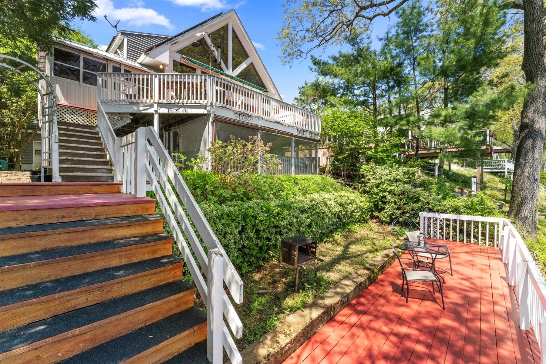 91 Lake Shore Drive