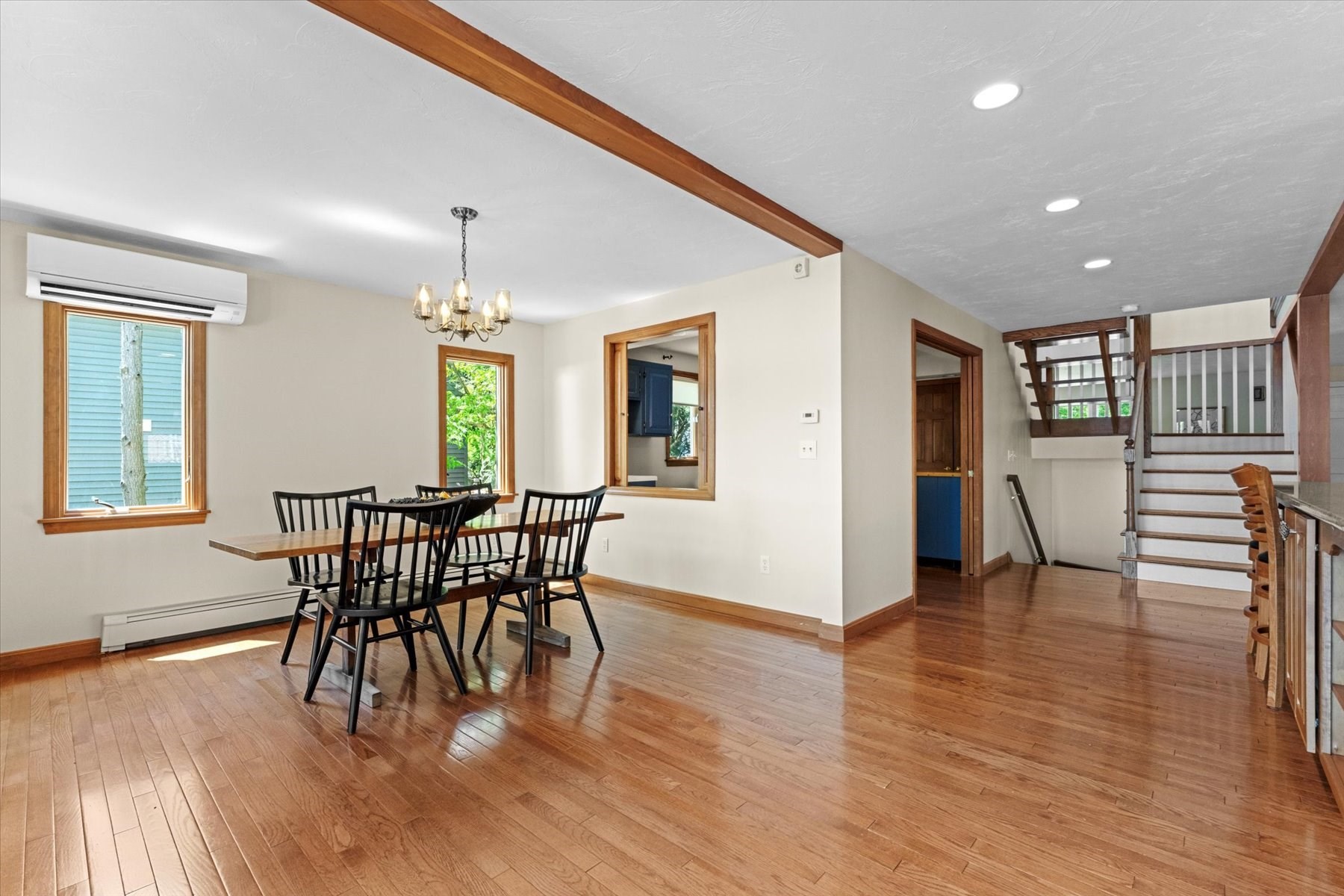 91 Lake Shore Drive