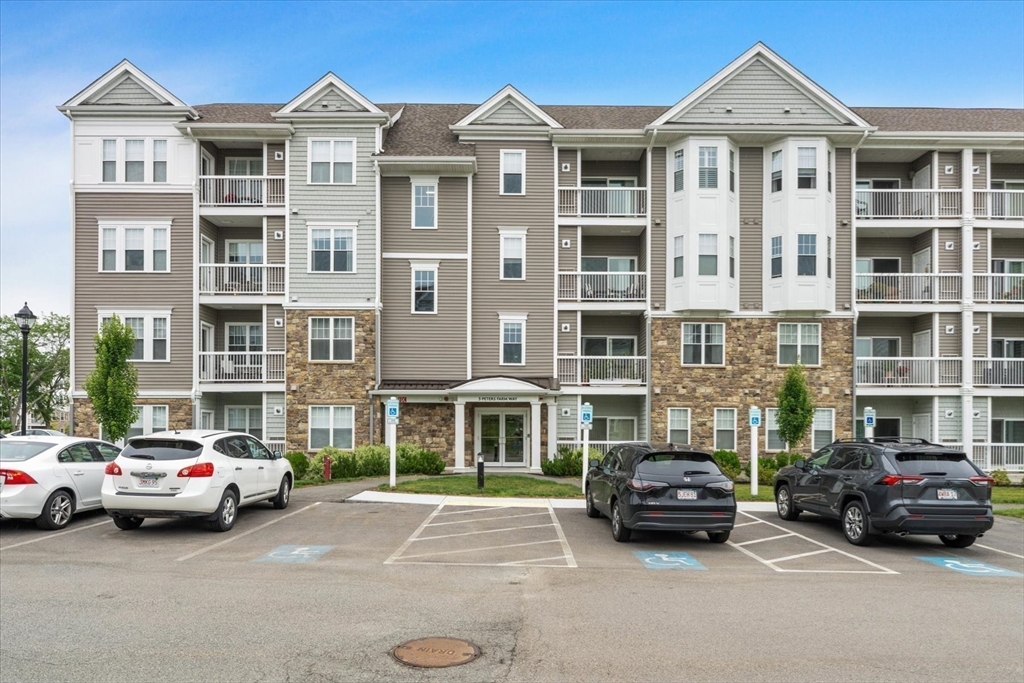 3202 Peters Farm Way # 202