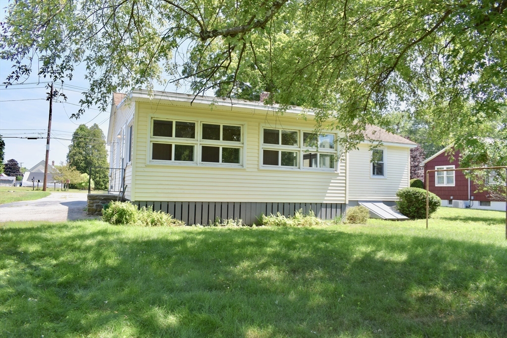 118 Blaine Ave