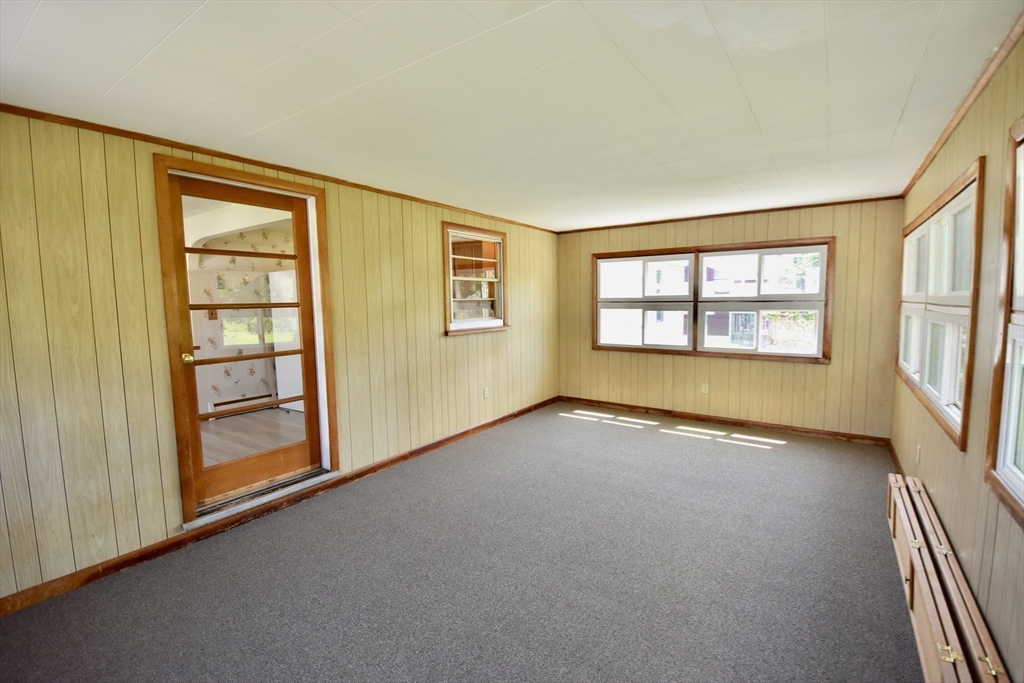 118 Blaine Ave