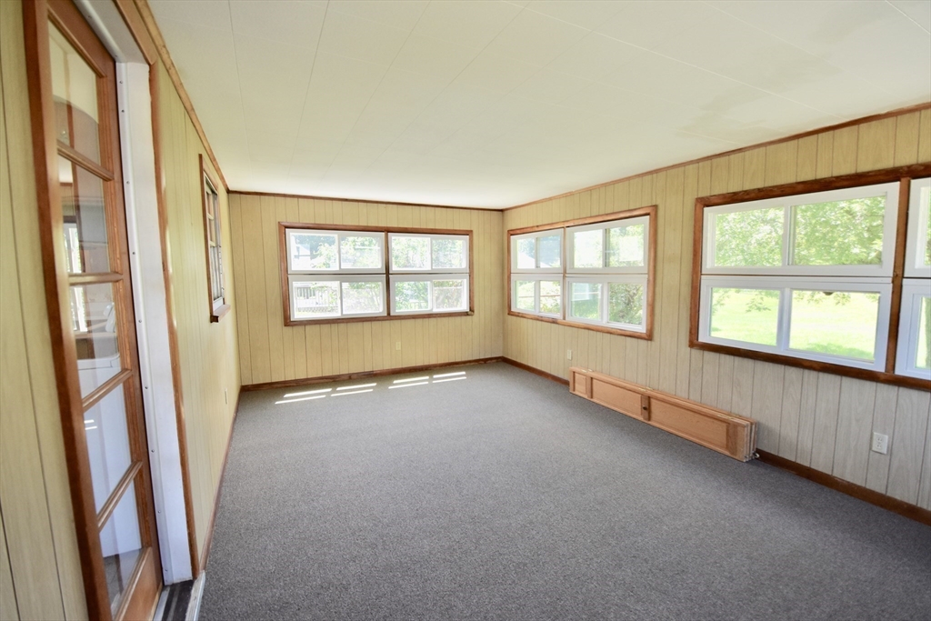118 Blaine Ave