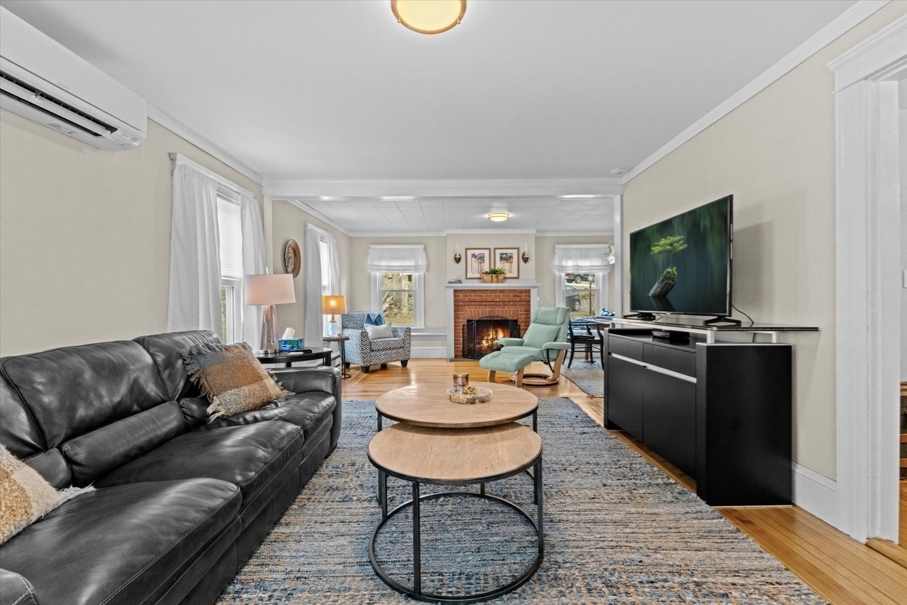 6 Davis Way
