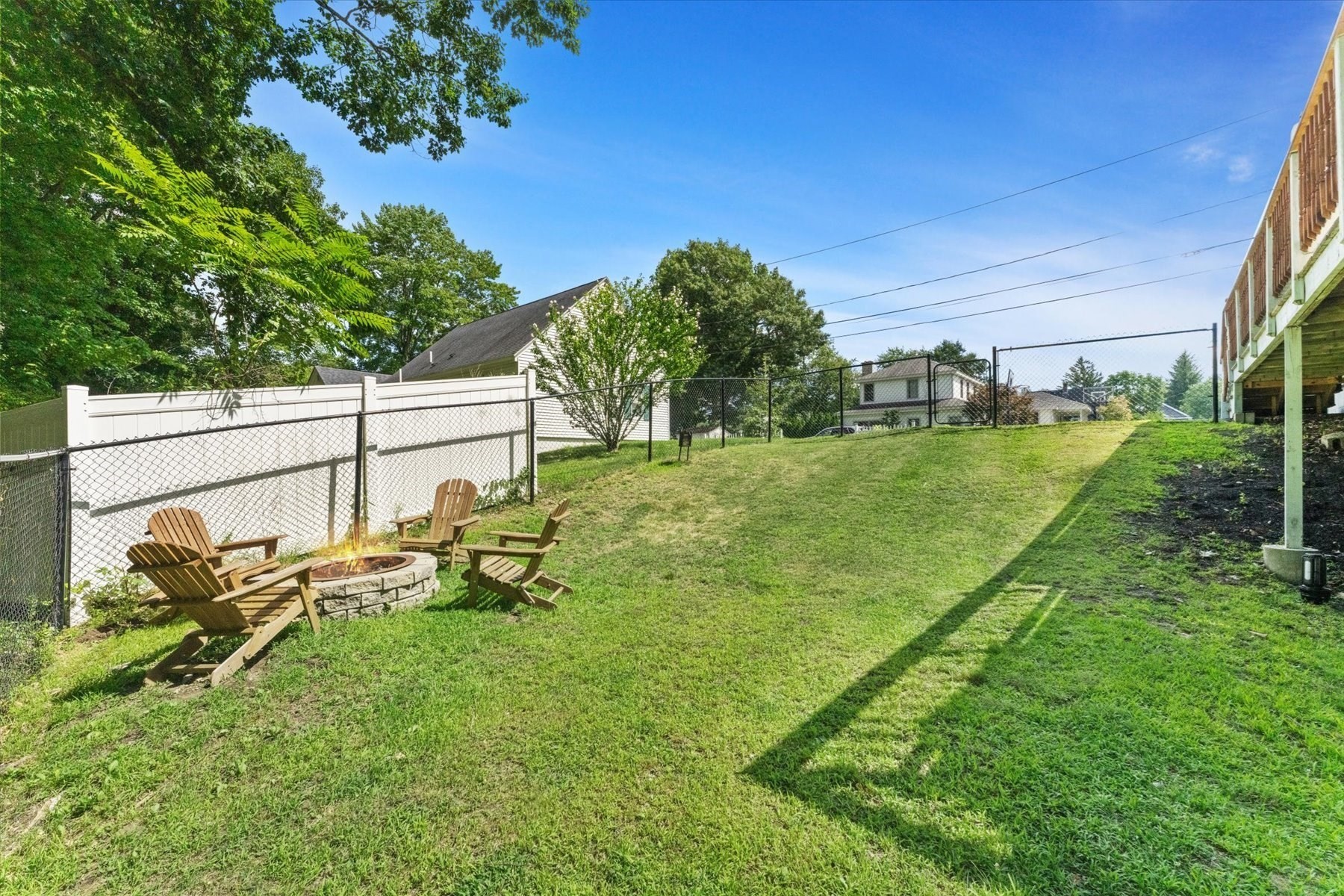 21 Fyrbeck Ave