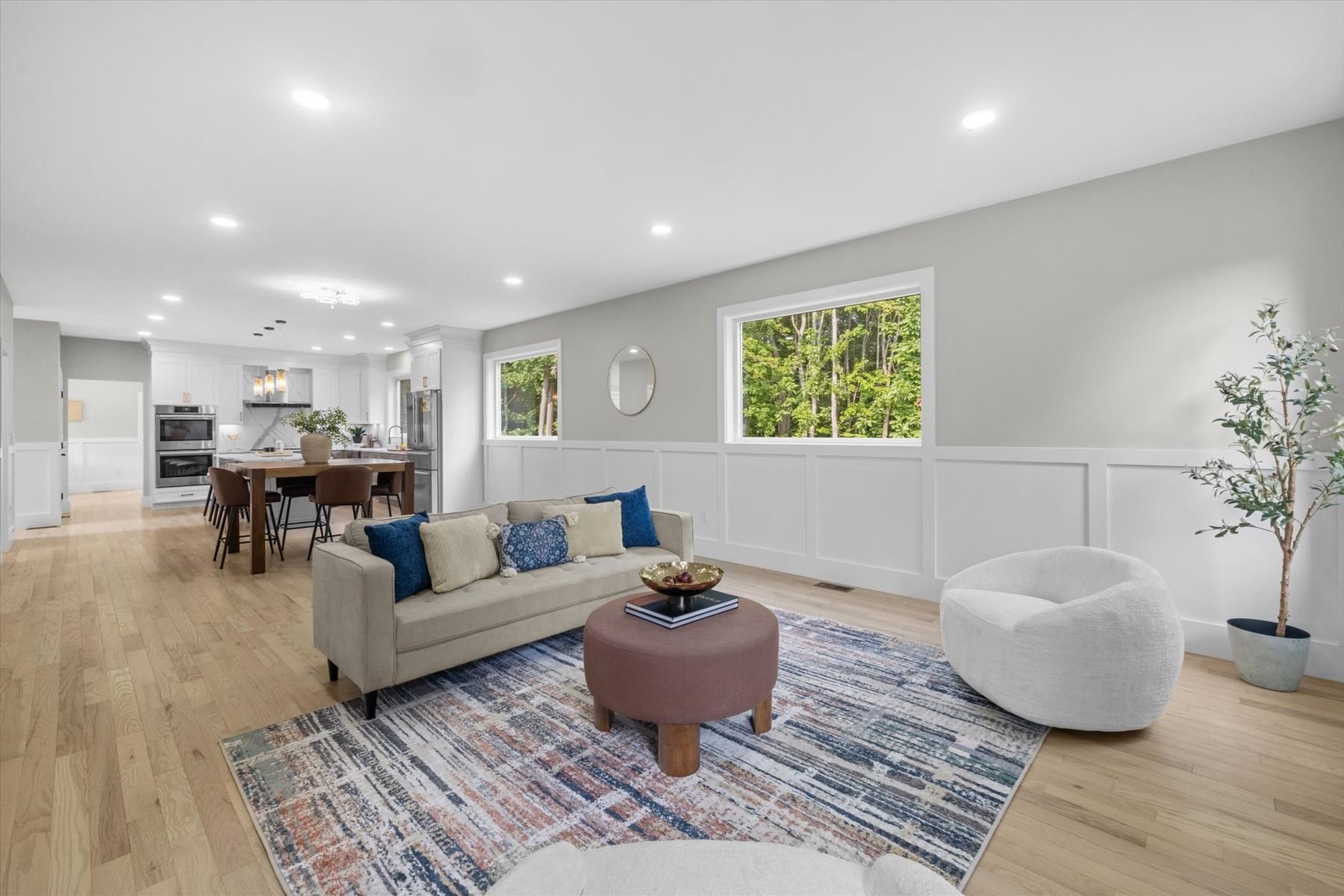10 Falcon Drive