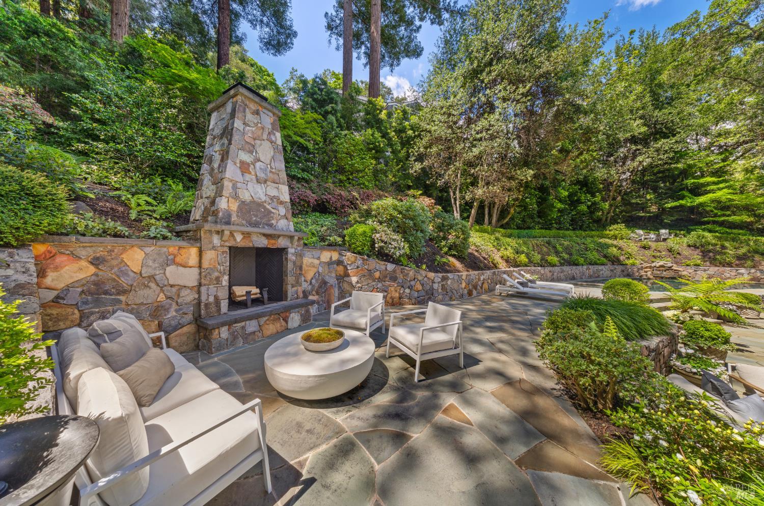 22 Chestnut Avenue