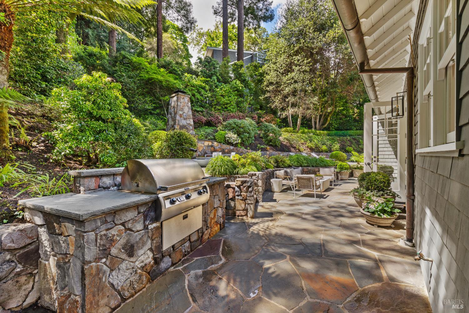 22 Chestnut Avenue