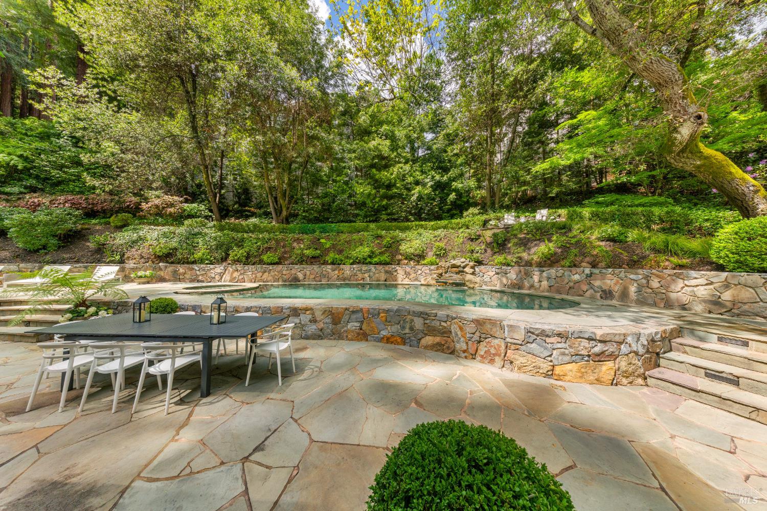 22 Chestnut Avenue