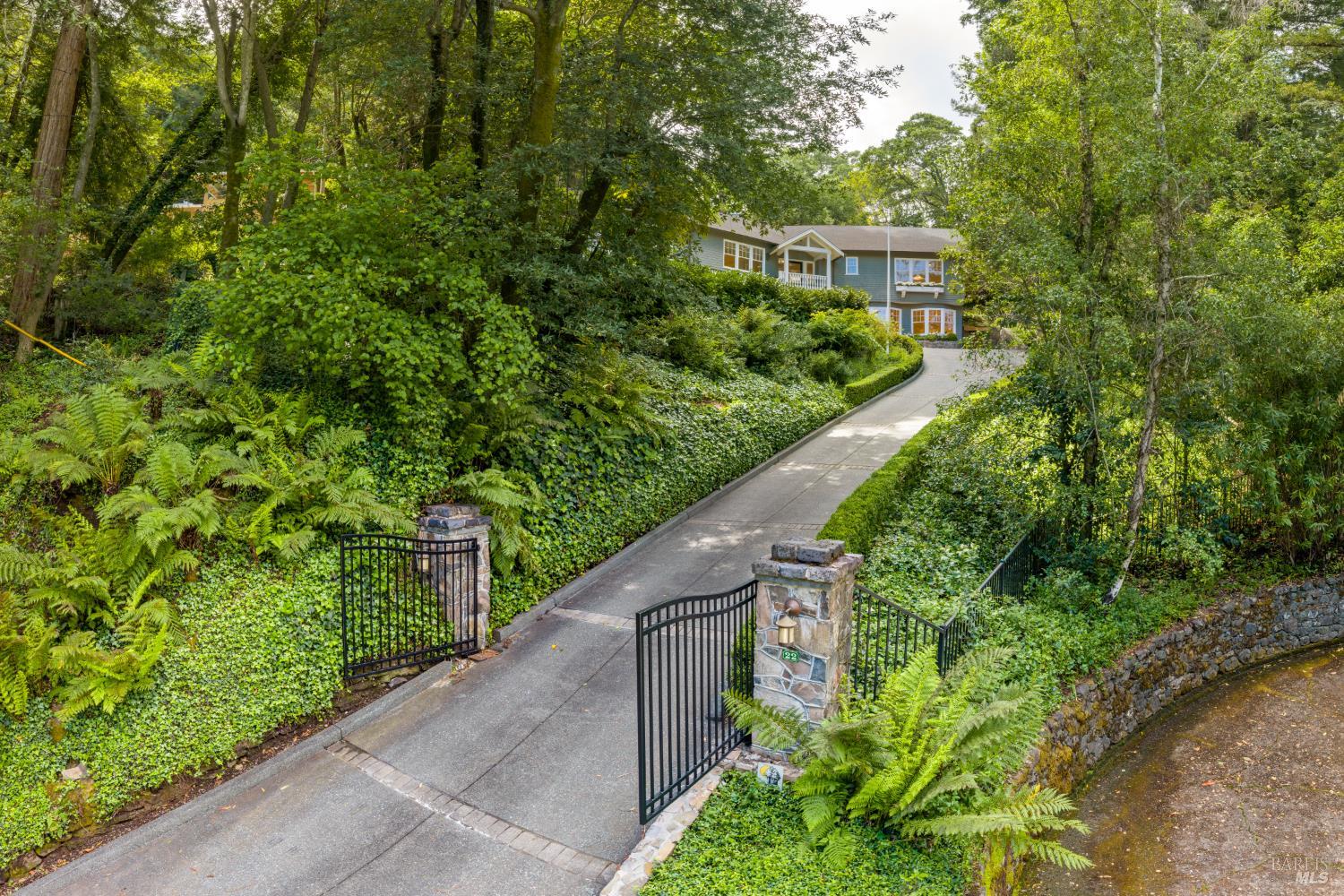 22 Chestnut Avenue