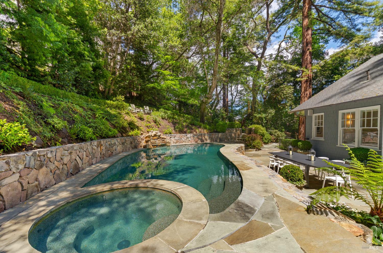22 Chestnut Avenue