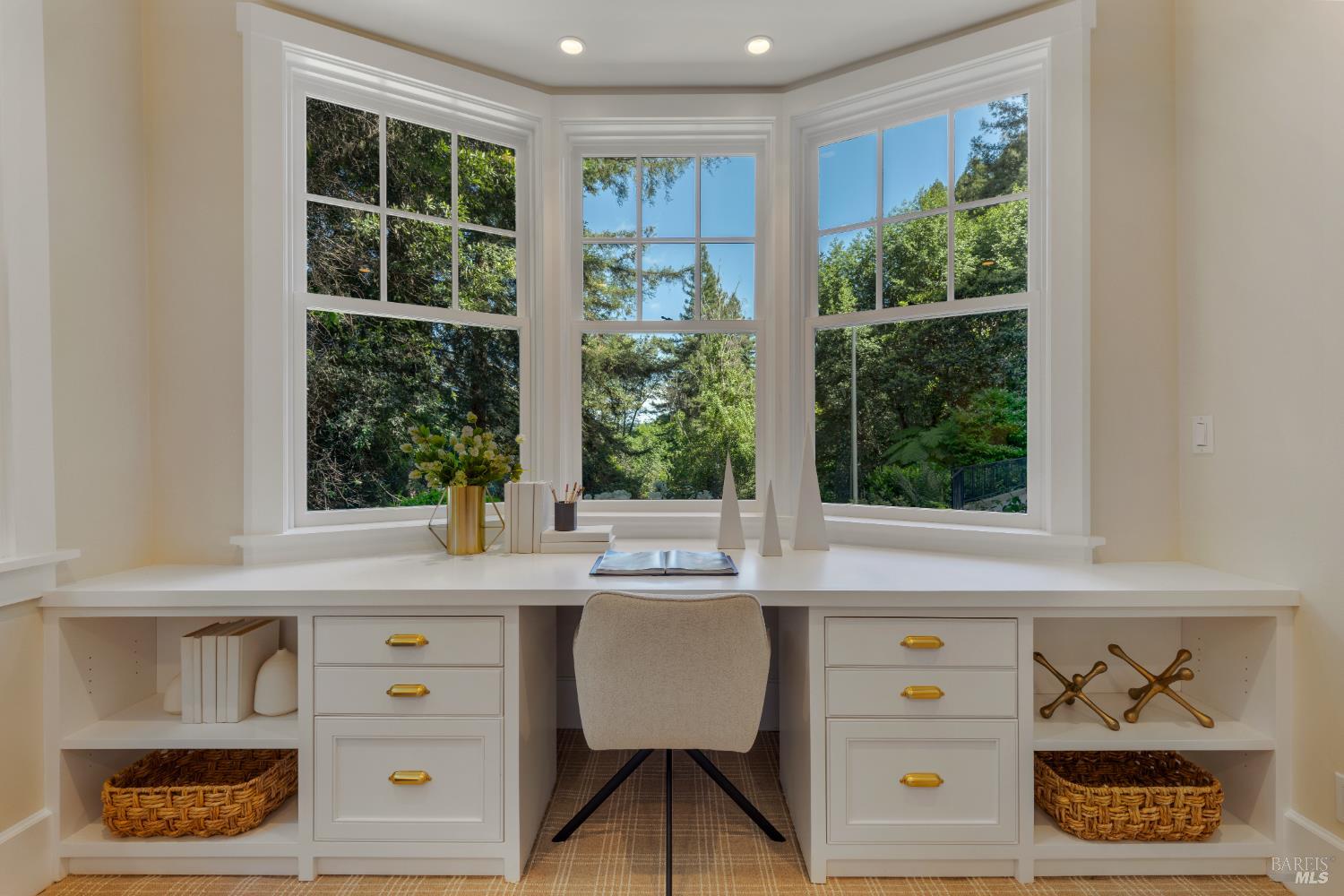 22 Chestnut Avenue