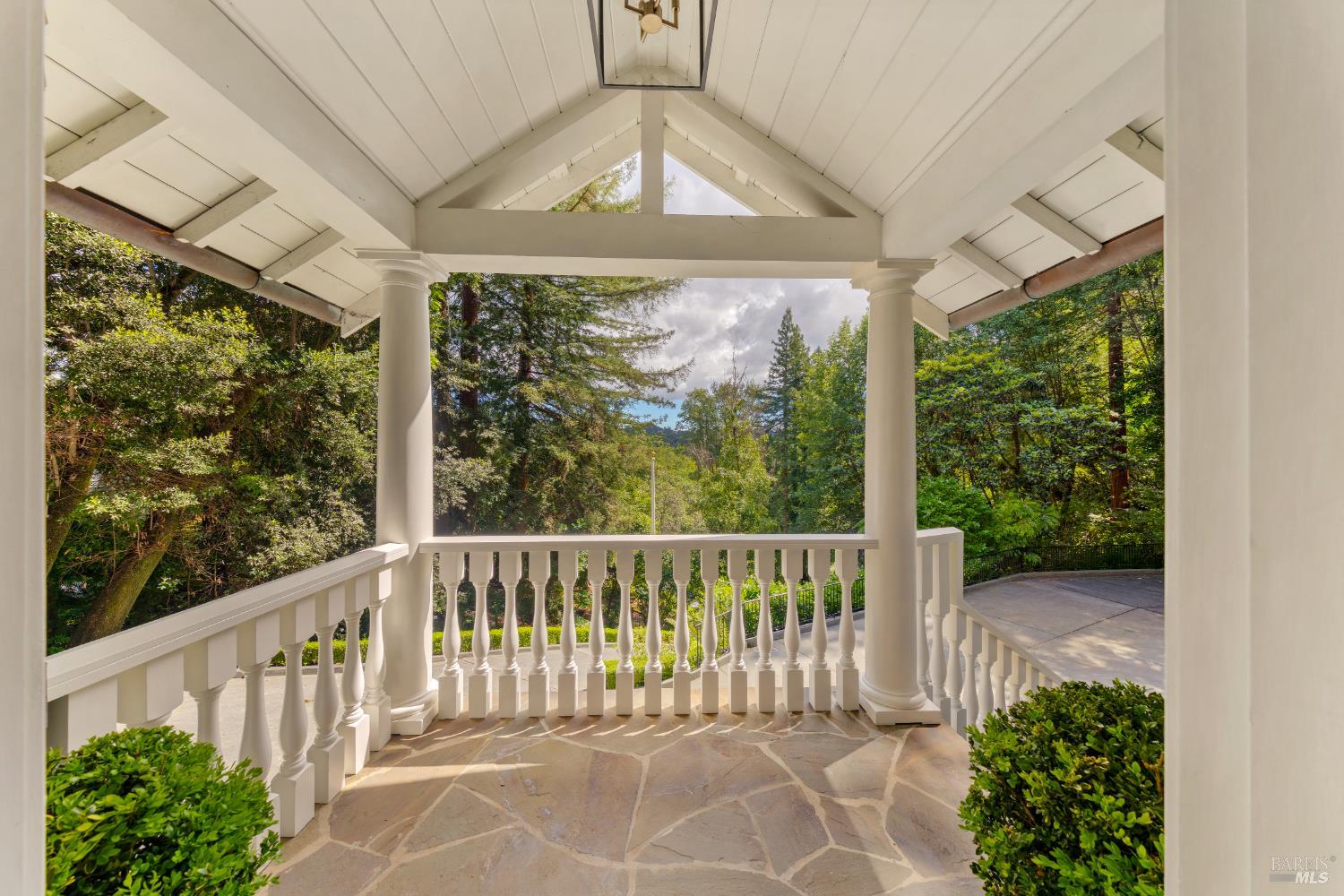 22 Chestnut Avenue
