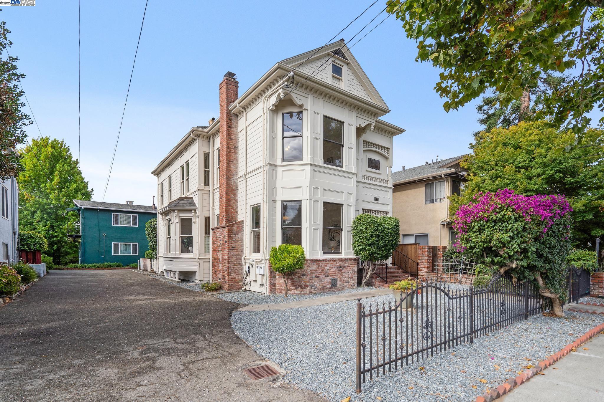 2120 Encinal Ave