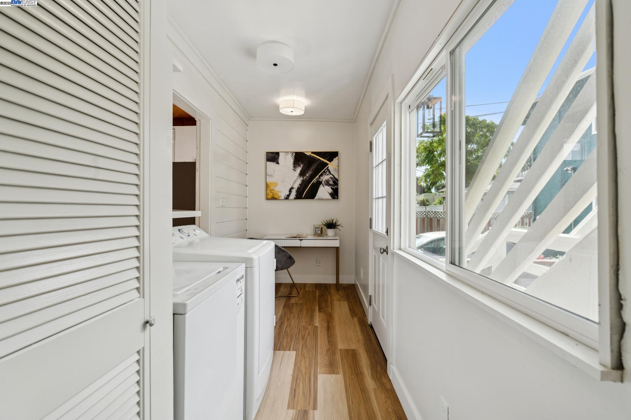 2120 Encinal Ave