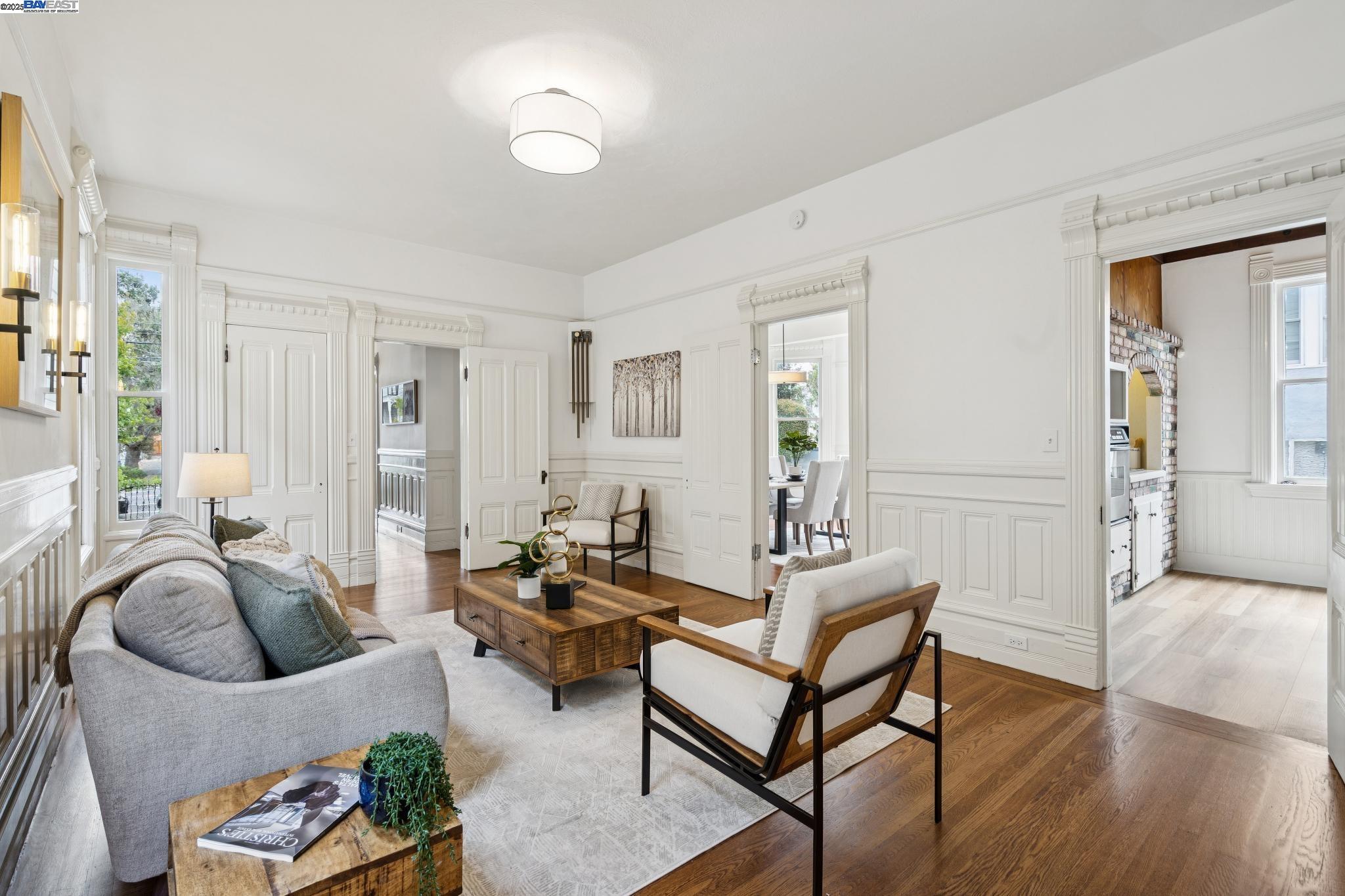 2120 Encinal Ave