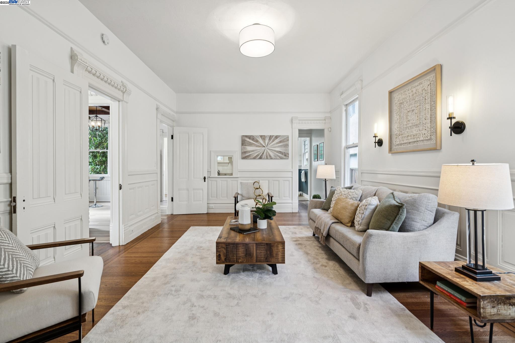 2120 Encinal Ave