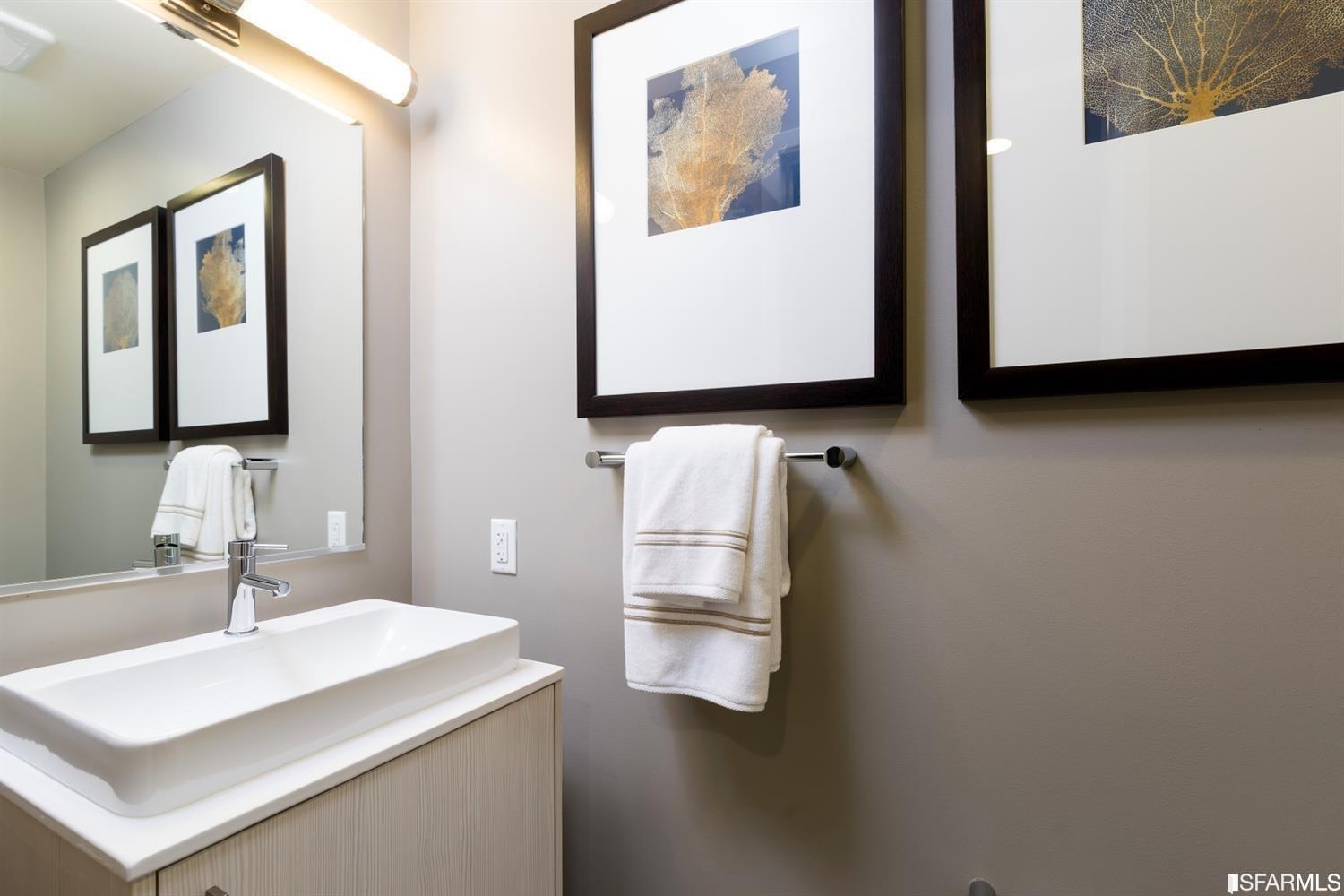 72 Townsend Street Unit: 809