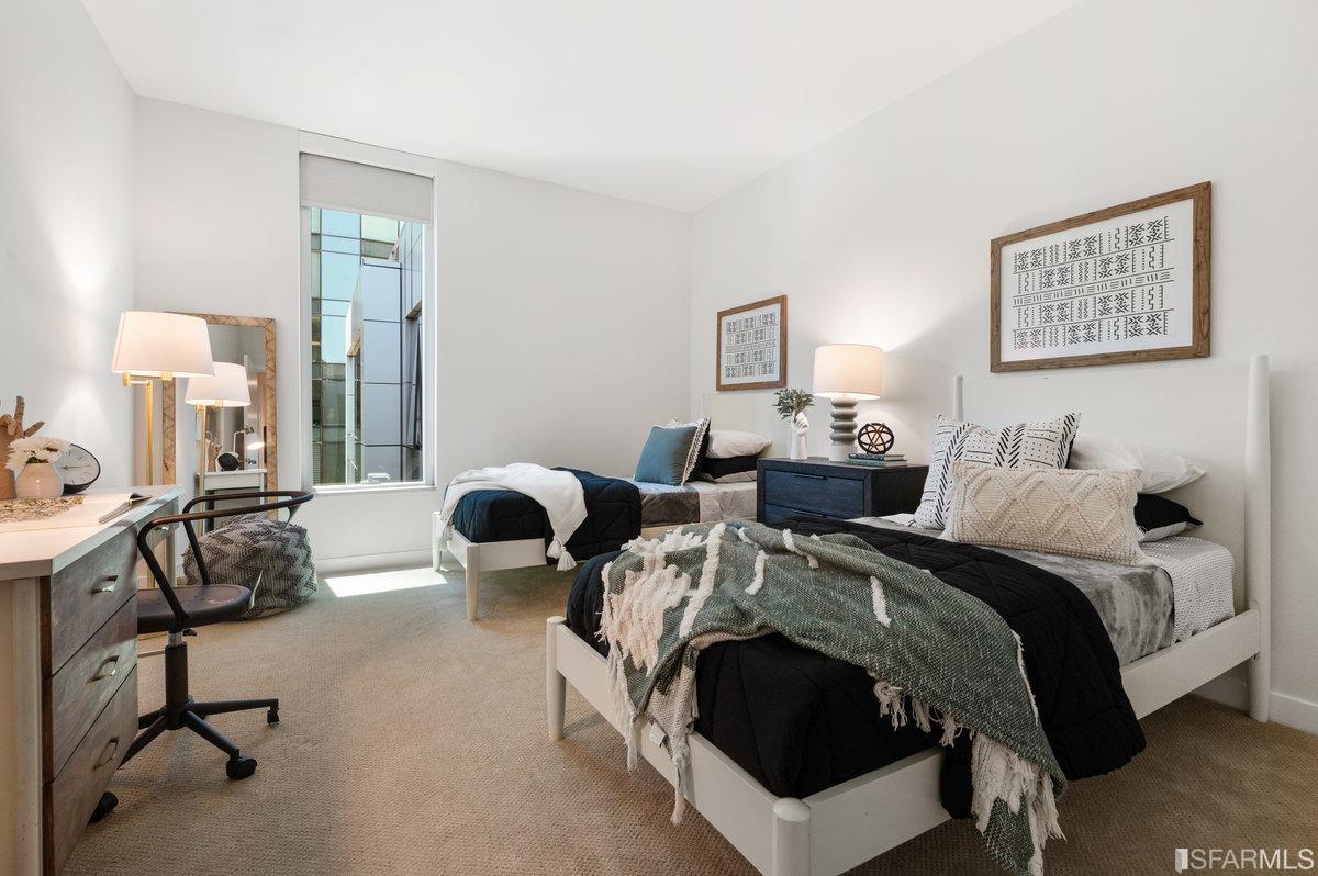318 Spear Street Unit: 8A