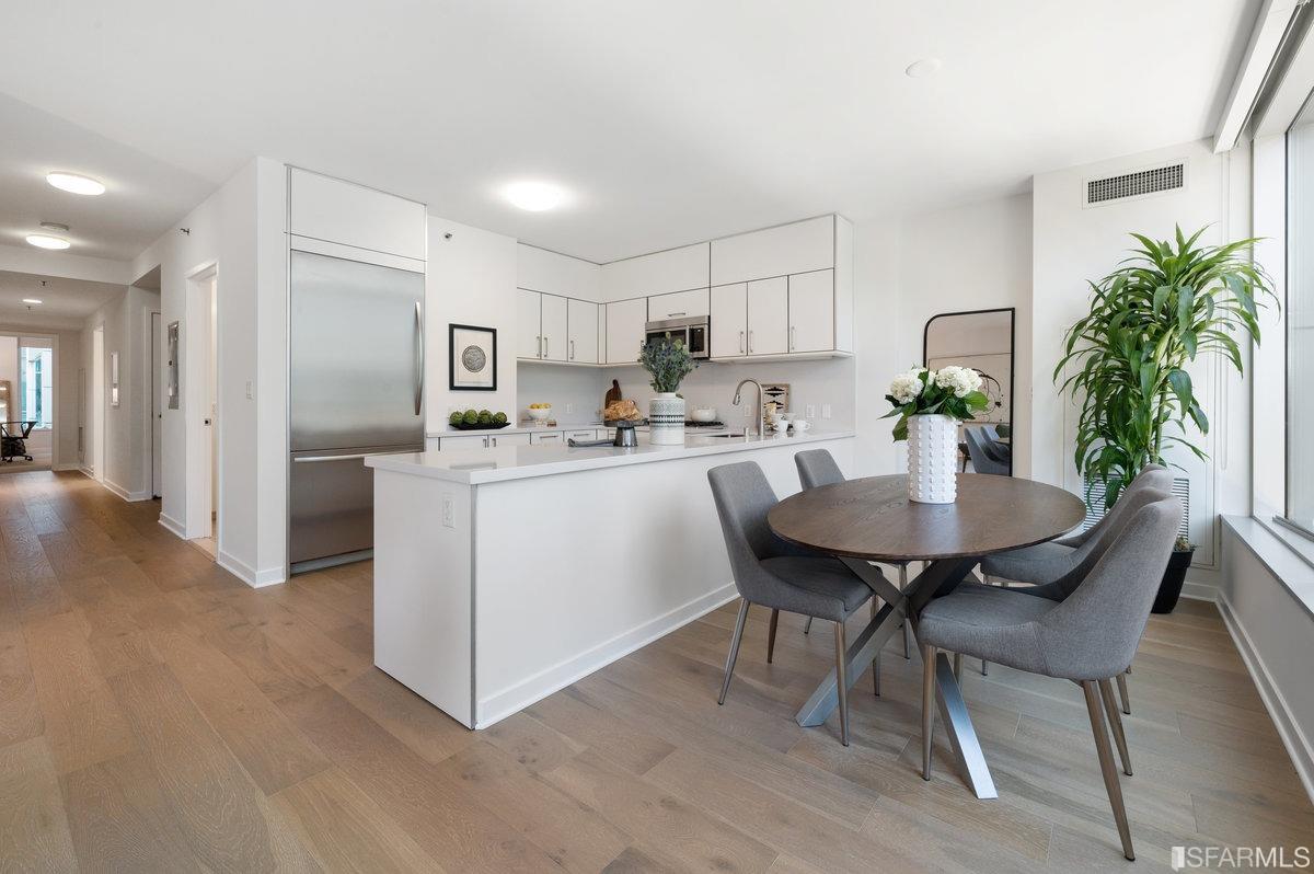 318 Spear Street Unit: 8A