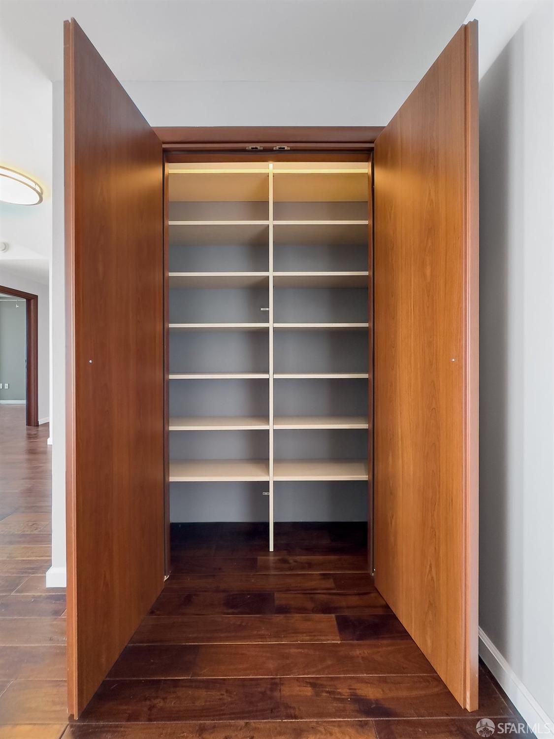301 Main Street Unit: 36E