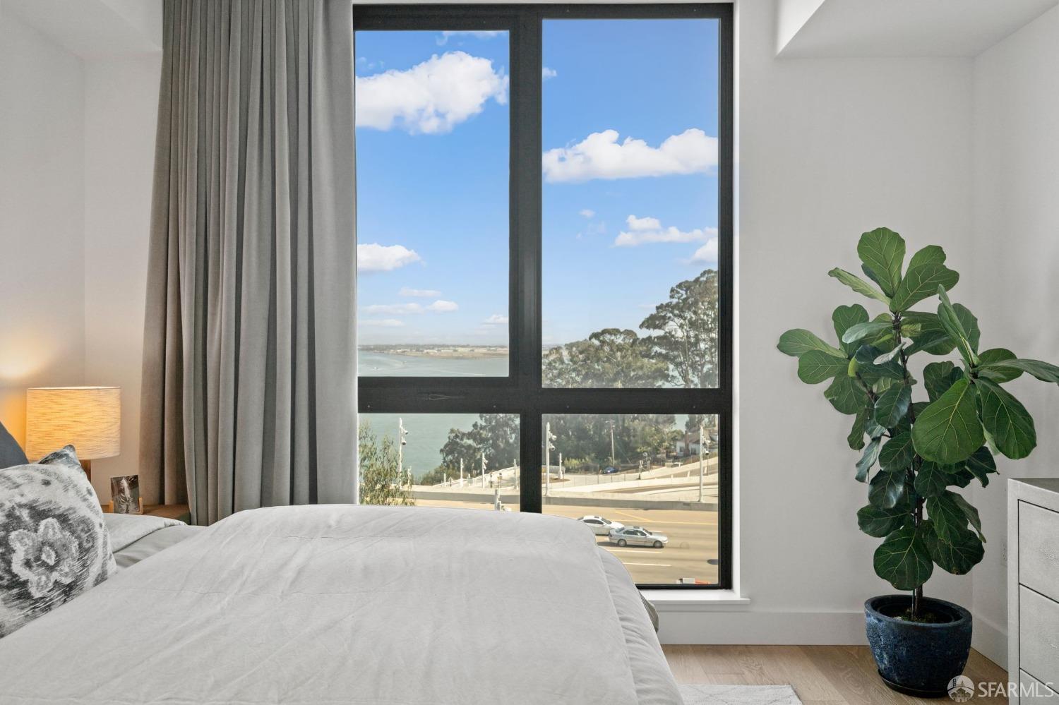 1 Bristol Court # 422