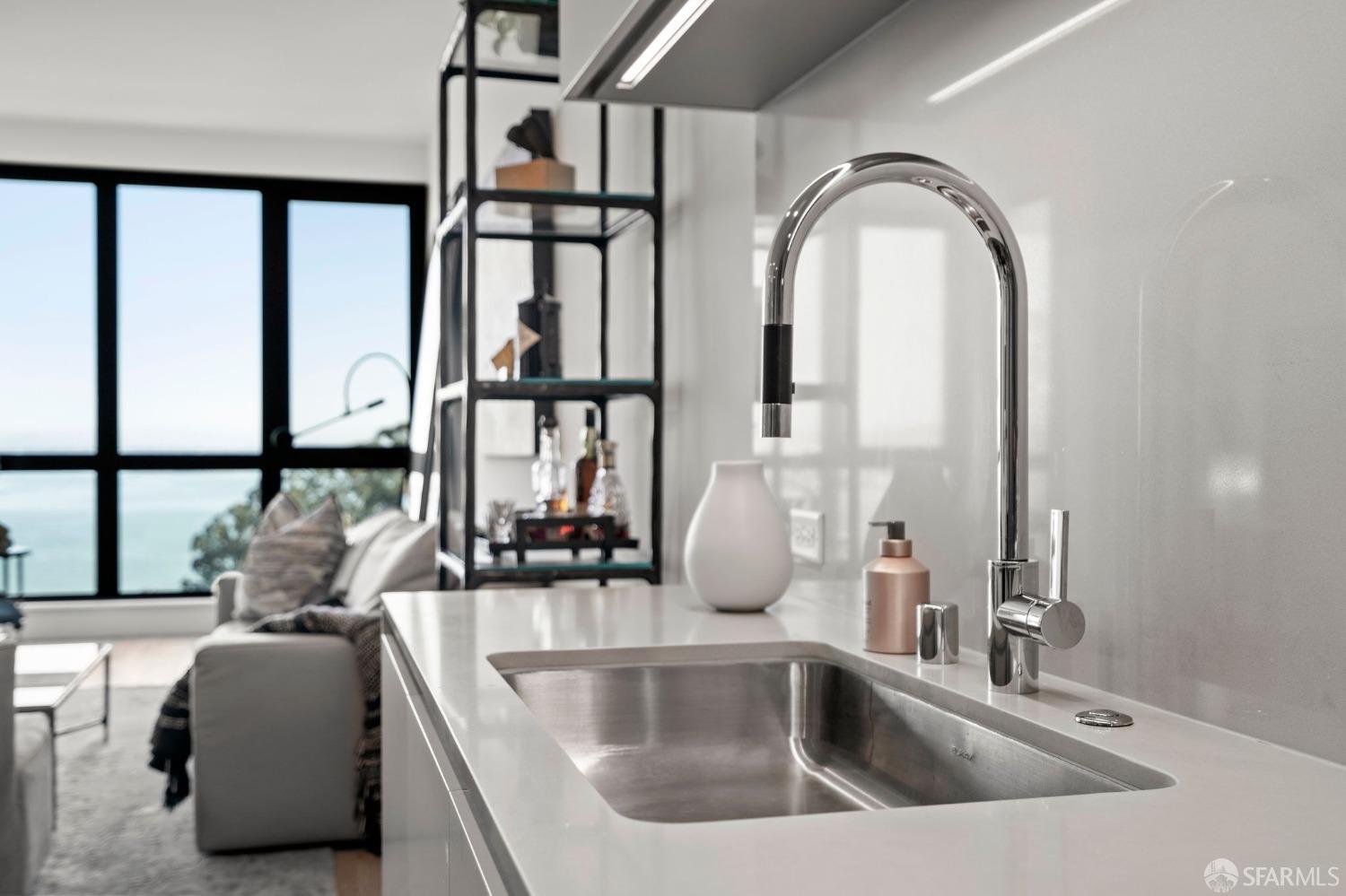 1 Bristol Court # 422