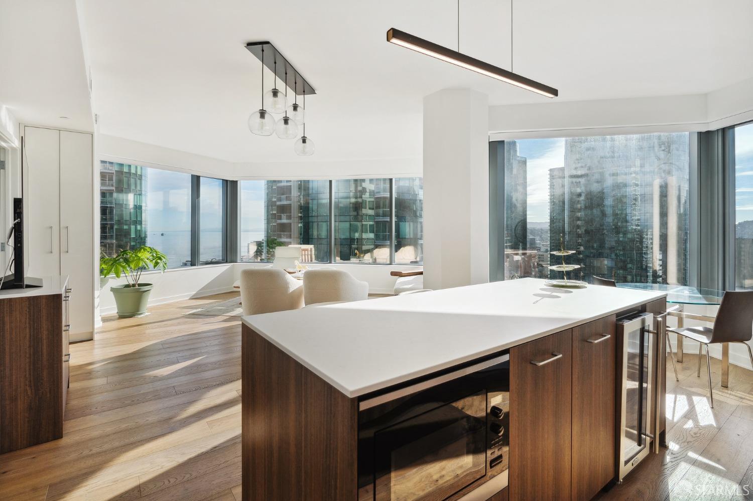 280 Spear Street # 29C