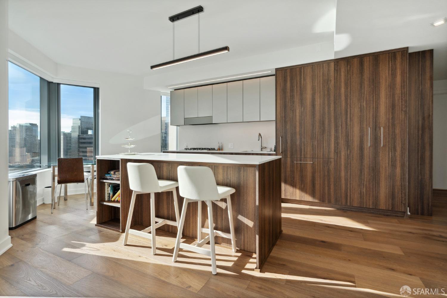 280 Spear Street # 29C