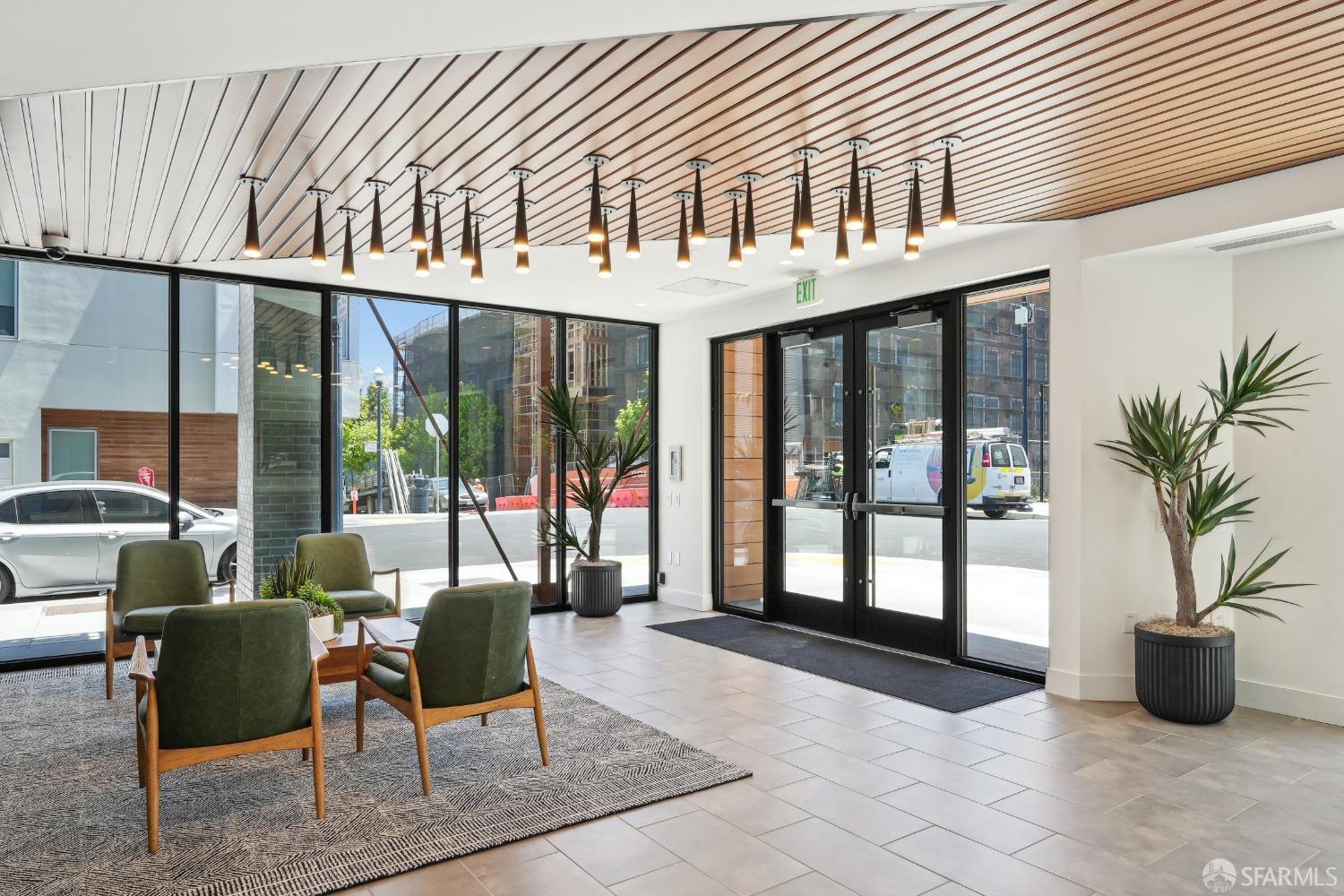 52 Kirkwood Avenue # 416