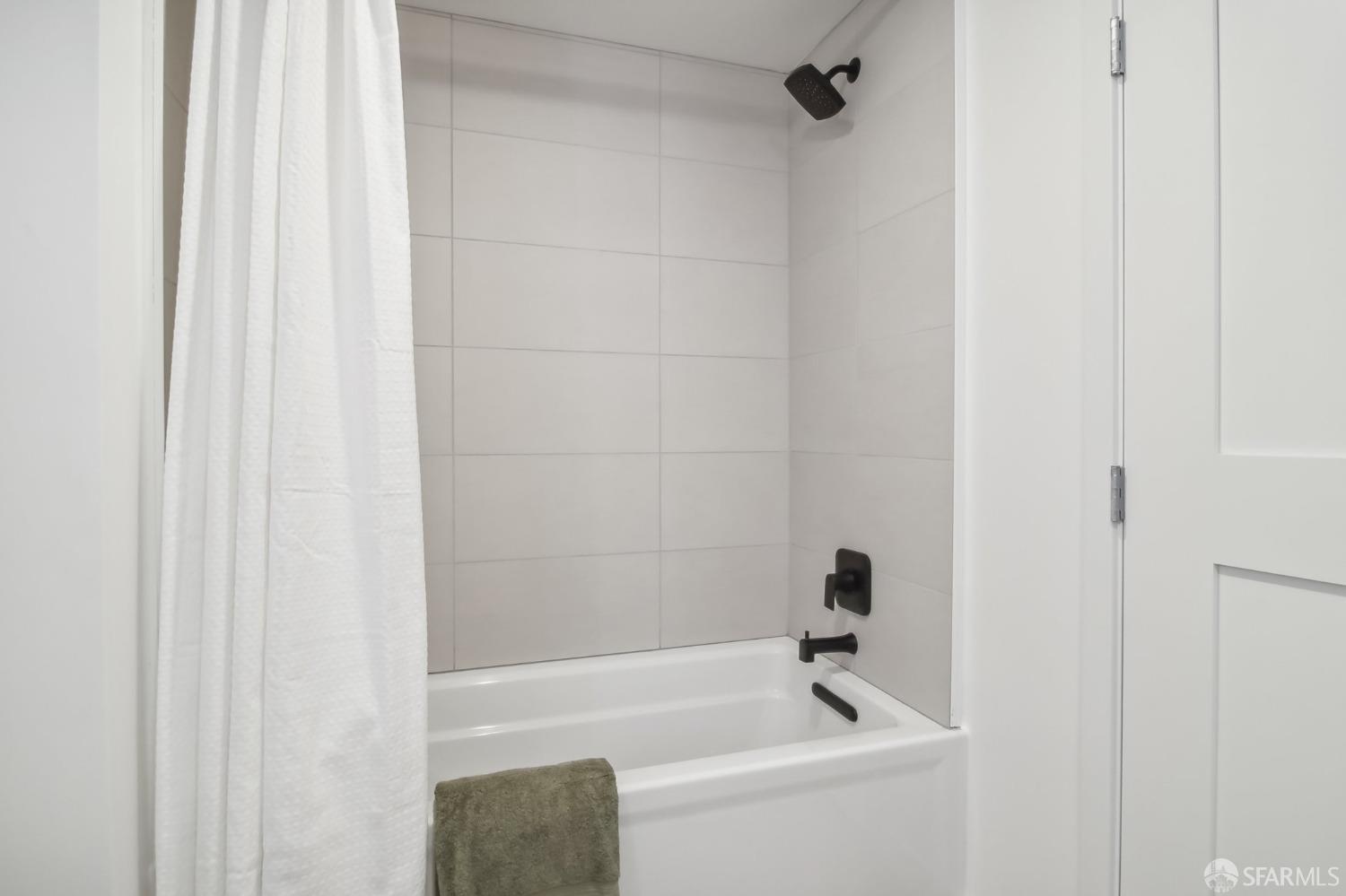 52 Kirkwood Avenue # 322