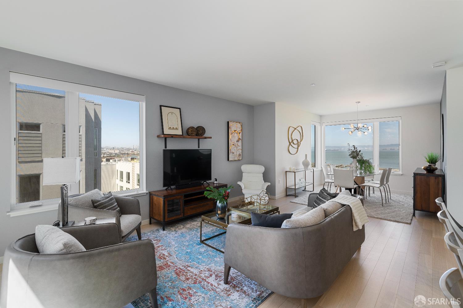 52 Innes Court # 402