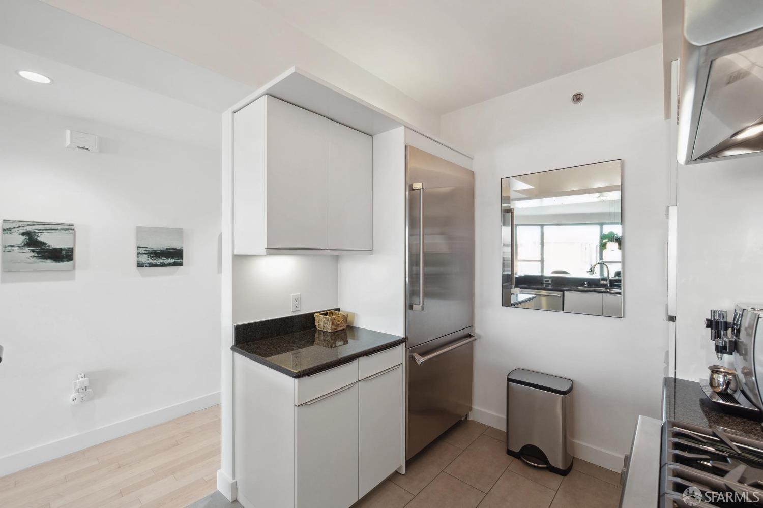 219 Brannan Street # 3G