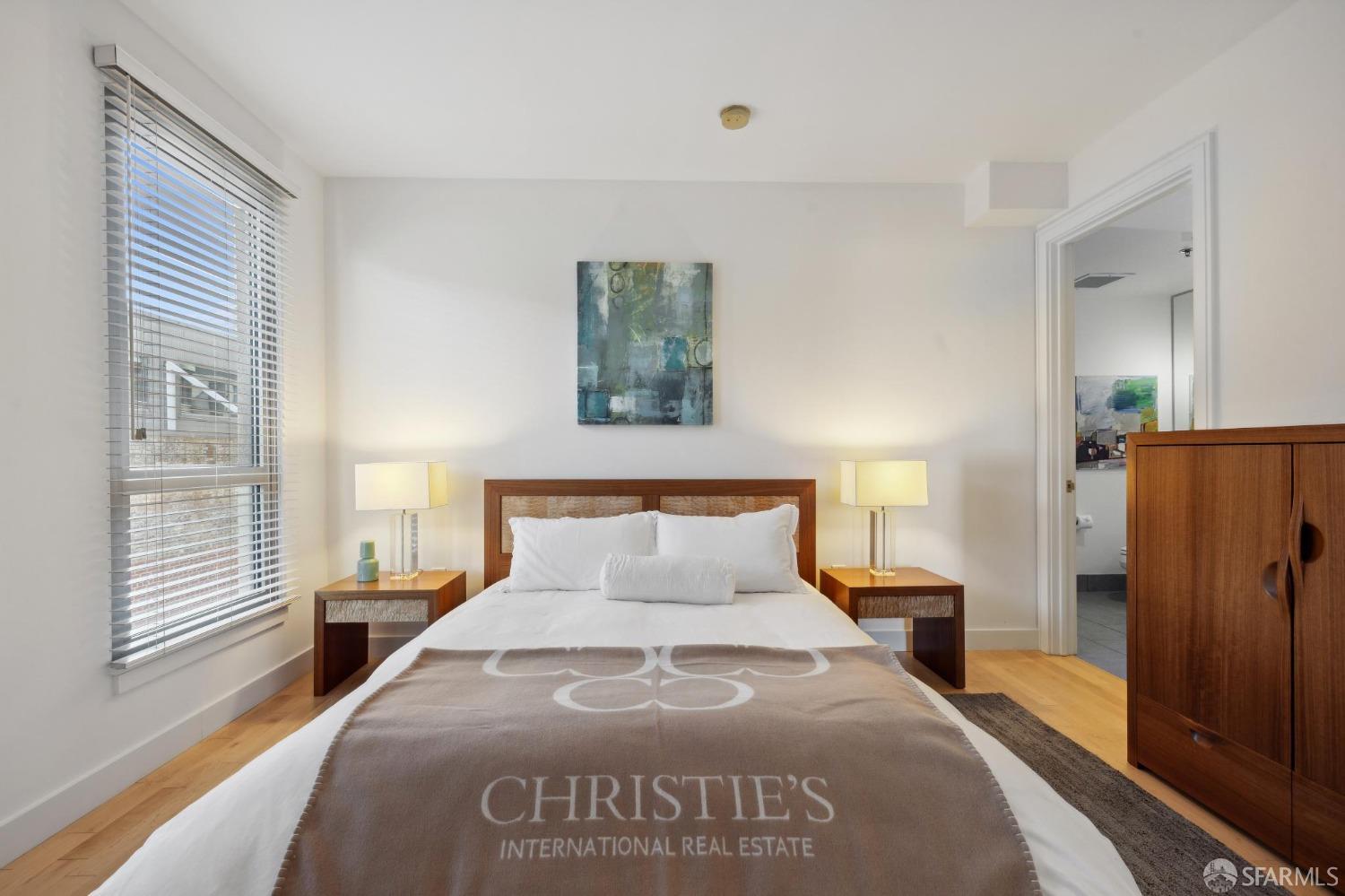 219 Brannan Street # 3G