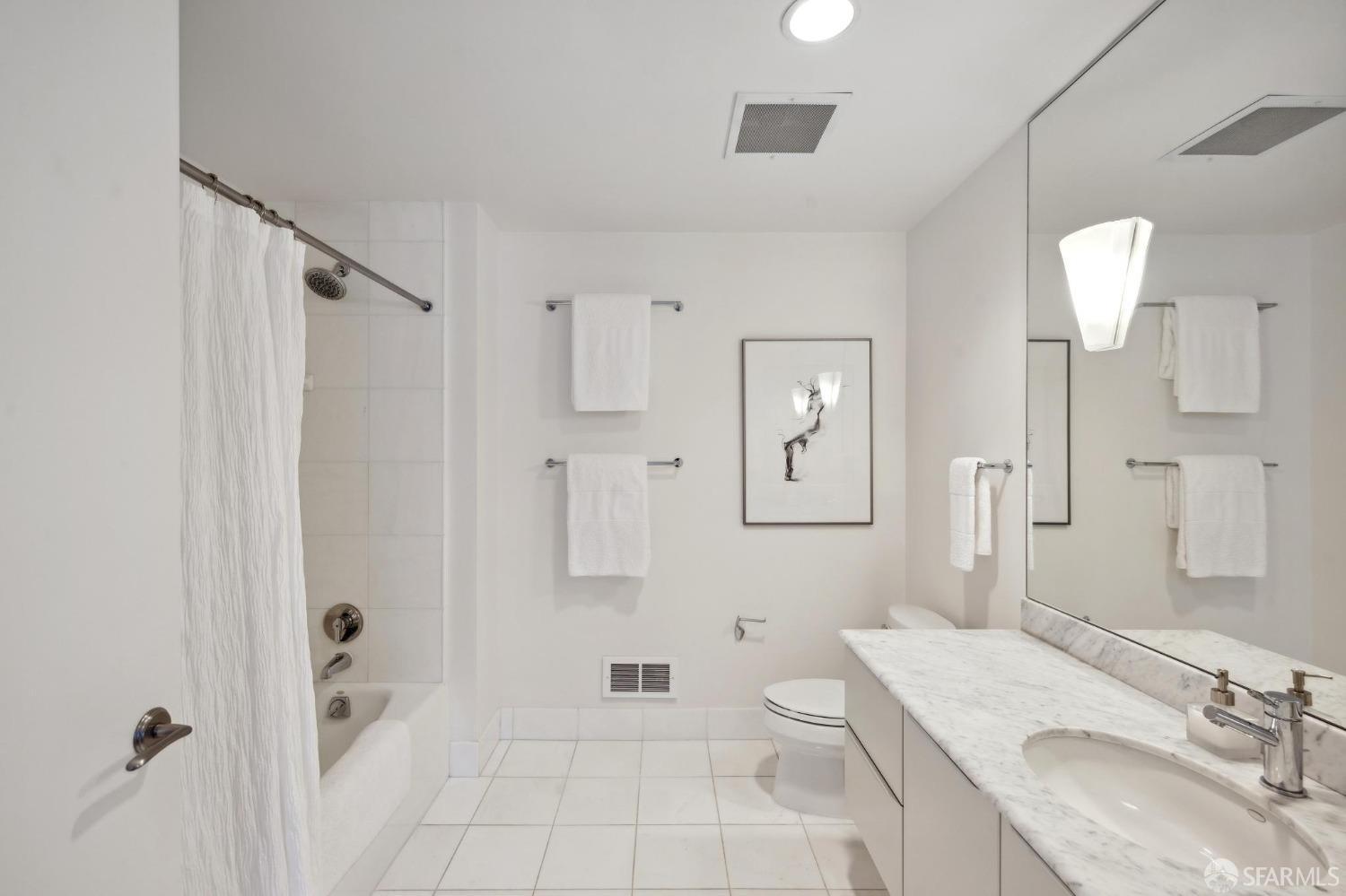 219 Brannan Street # 3G