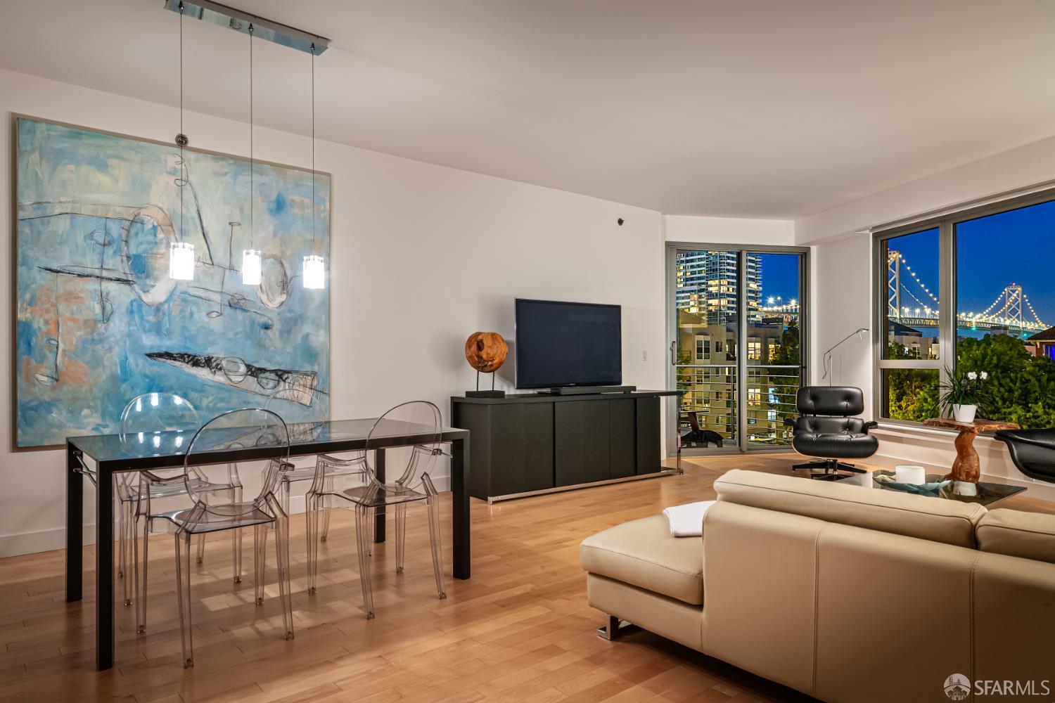 219 Brannan Street # 3G