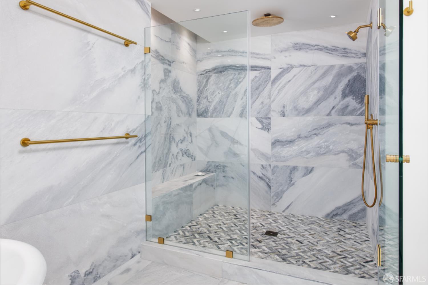 201 Folsom Street Unit: PH41