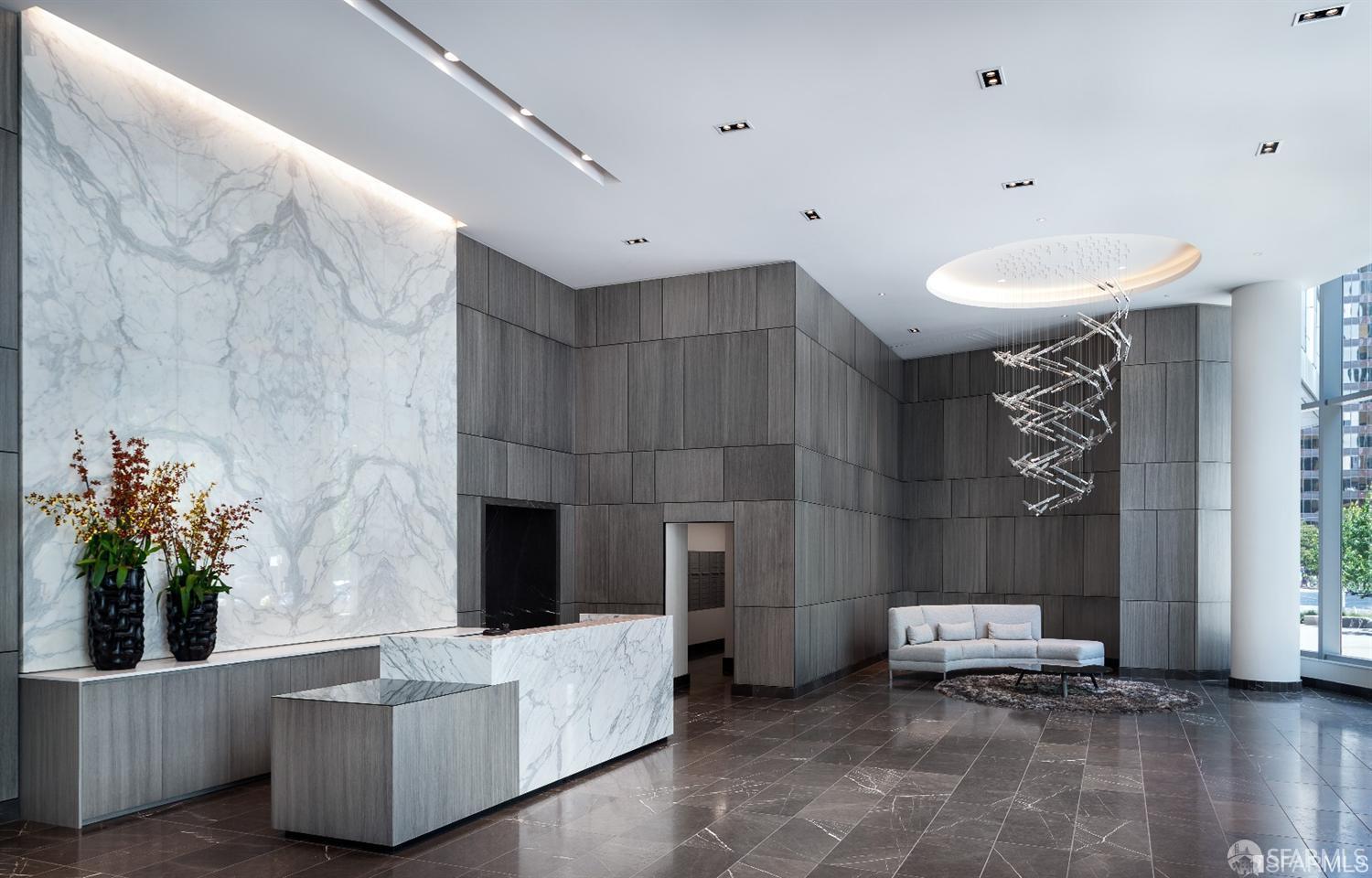 201 Folsom Street Unit: PH41