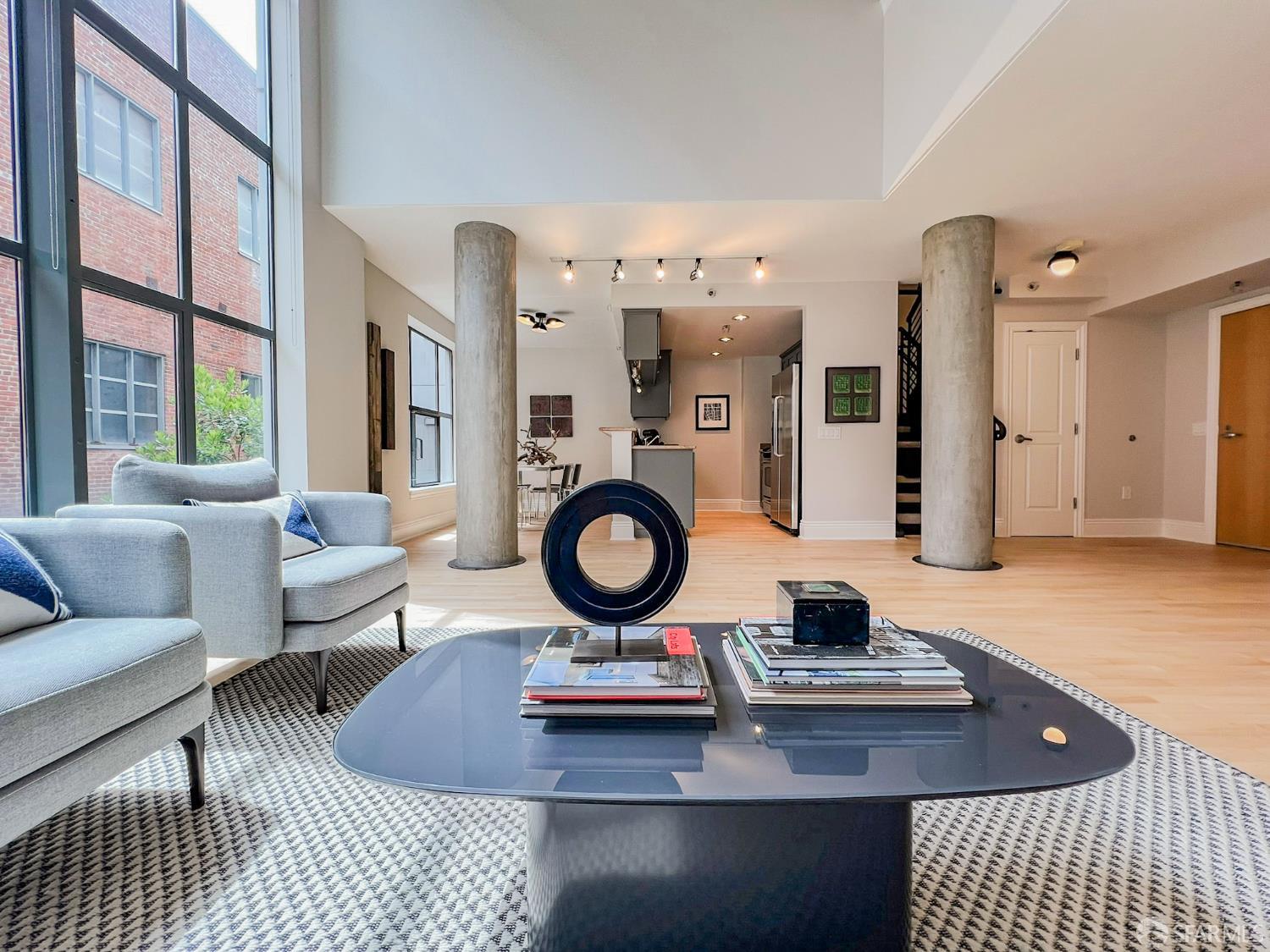 1 Bluxome Street # 317